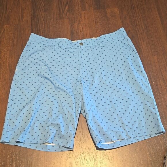 Bundle of adidas, shorts, two great condition, like neil, never worn size, dirty - Picture 3 of 11